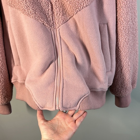 Kookaburra By Ugg Hood Cropped Sherpa Bomber Jacket Size XL - Picture 8 of 16